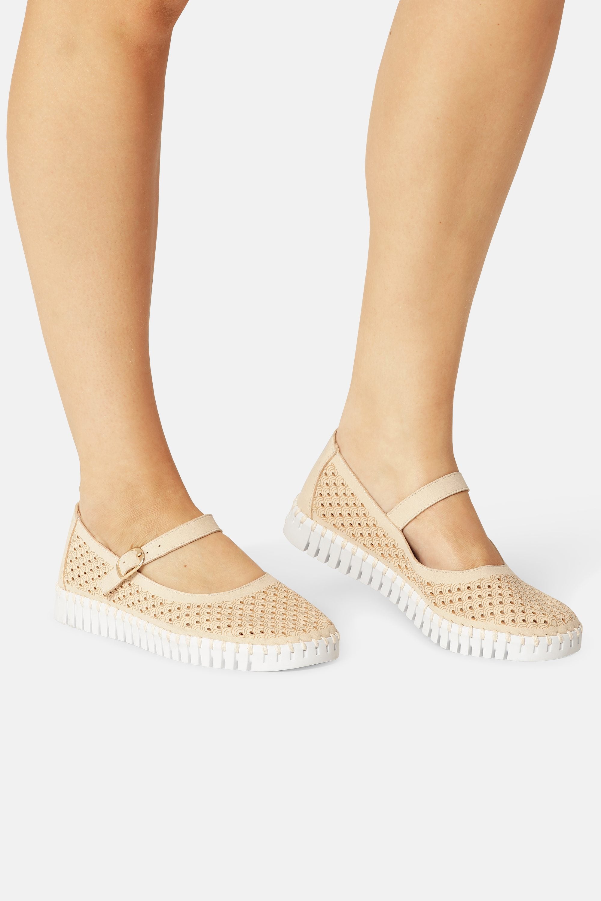 Ballerina - Kit White